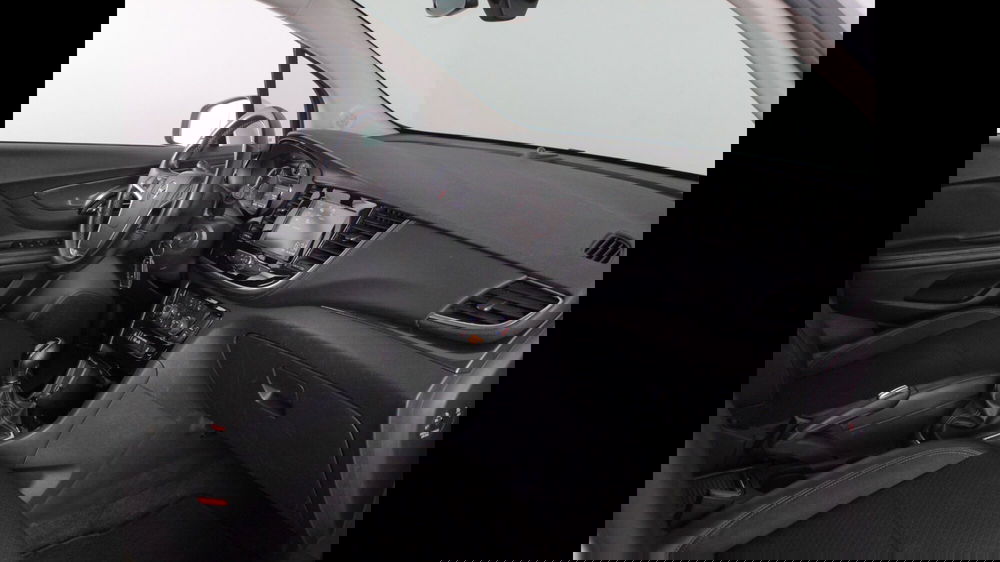 Opel Mokka usata a Palermo (5)