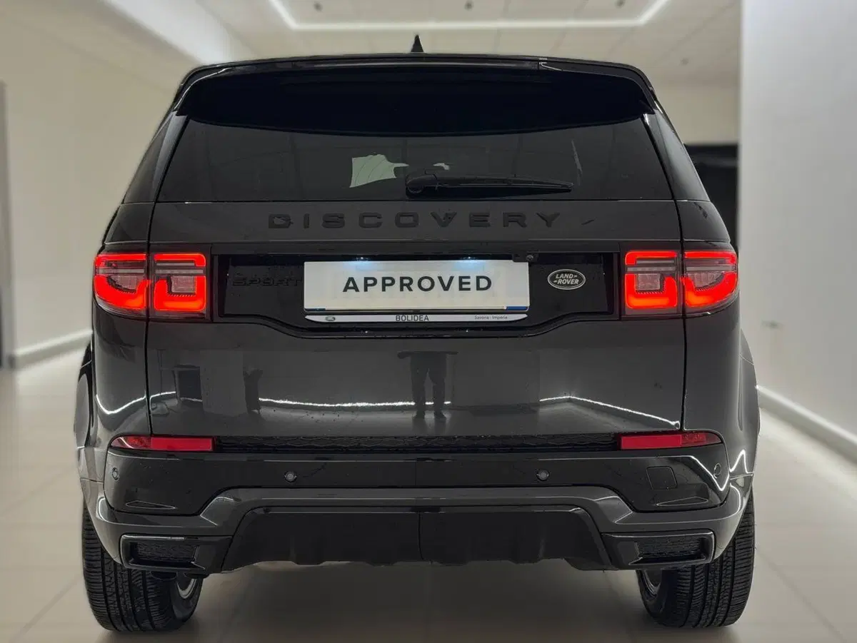 Land Rover Discovery Sport usata a Savona (7)