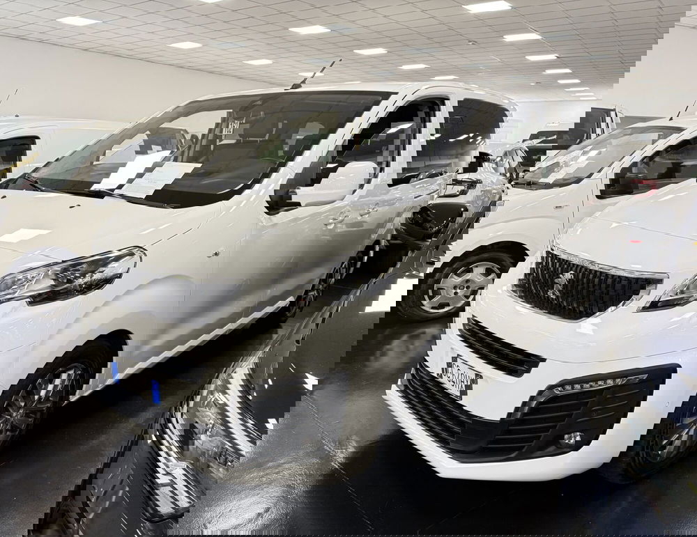 Peugeot Traveller usata a Torino (2)