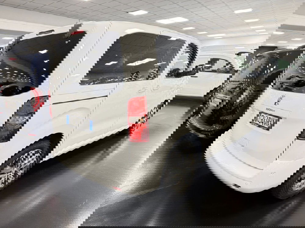 Peugeot Traveller usata a Torino (6)