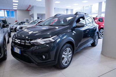 Dacia Sandero Stepway 1.0 tce Expression 90cv cvt del 2022 usata a Torino