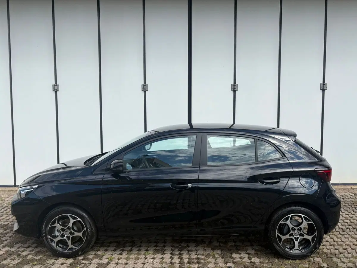 Mg MG3 nuova a Monza e Brianza (3)