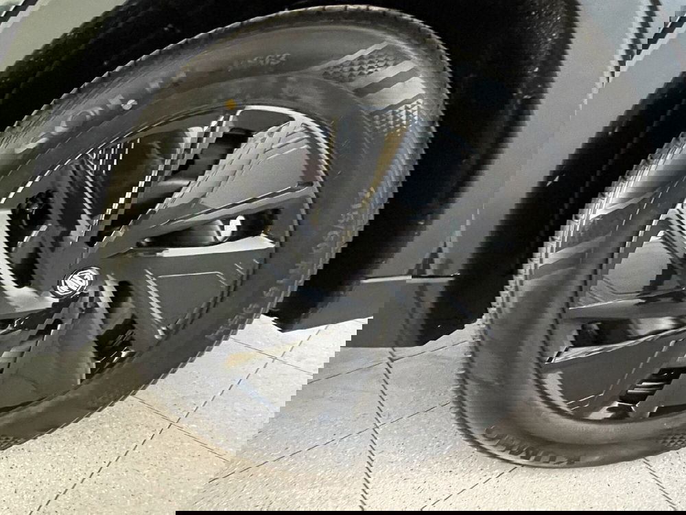 Mg ZS nuova a Monza e Brianza (12)