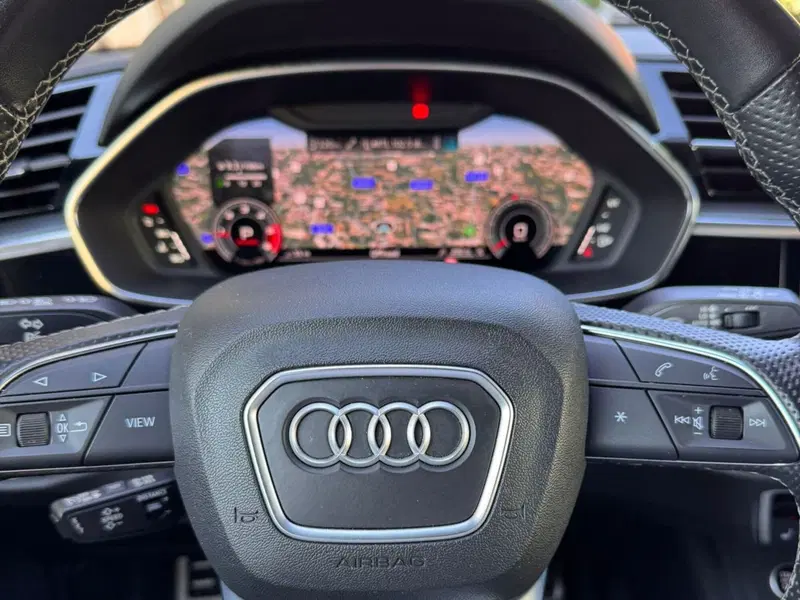 Audi Q3 Sportback usata a Salerno (13)