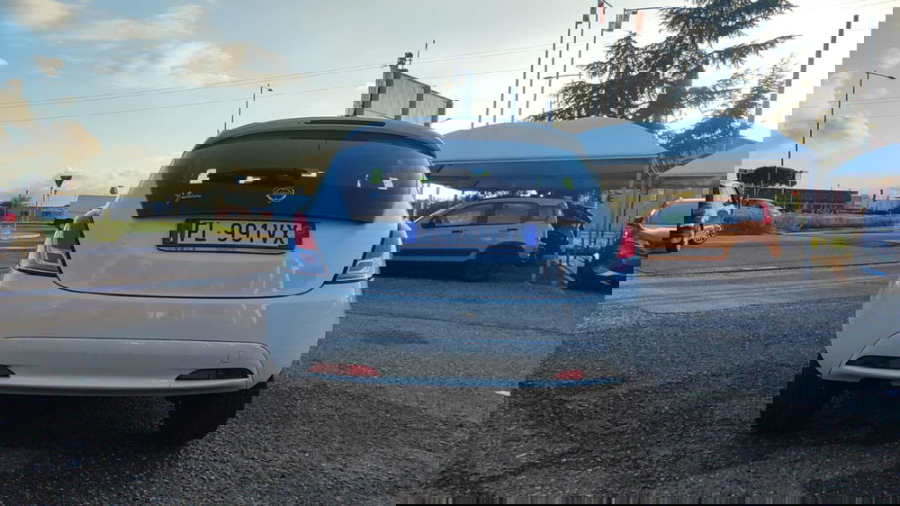 Lancia Ypsilon usata a Firenze (7)