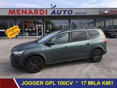 Dacia Jogger Jogger 1.0 TCe GPL 100 CV 7 posti Extreme del 2024 usata a Bernezzo