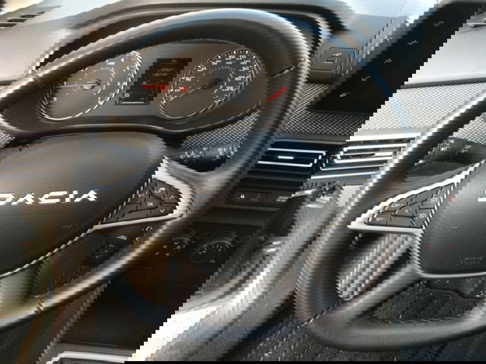 Dacia Jogger usata a Cuneo (9)