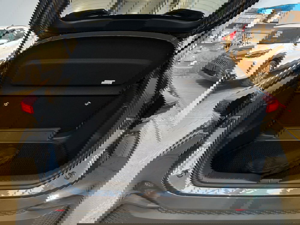 Toyota Toyota C-HR usata a Vicenza (9)