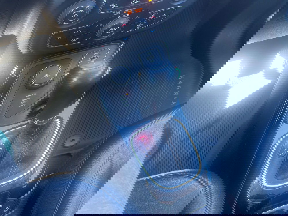 Jeep Compass nuova a Frosinone (11)