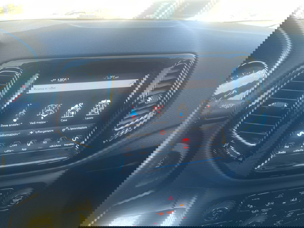 Jeep Compass nuova a Frosinone (15)