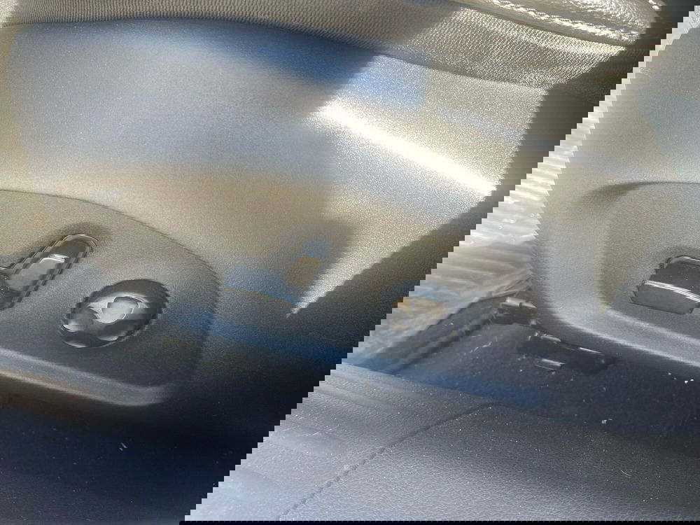 Jeep Compass nuova a Frosinone (18)