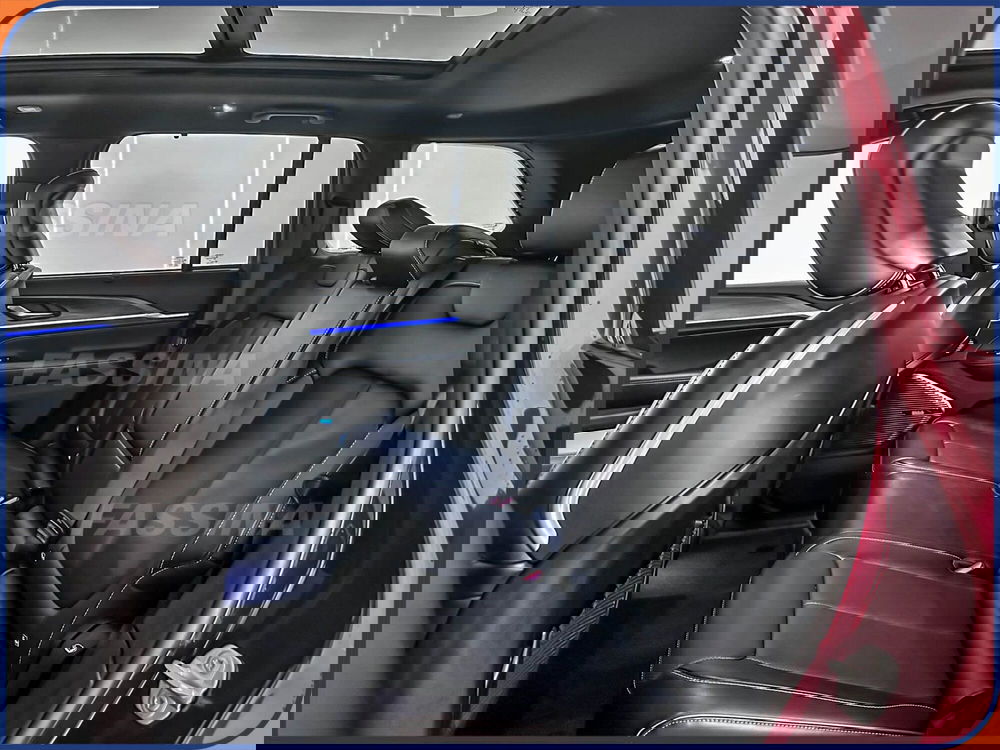 Jeep Grand Cherokee usata a Milano (11)