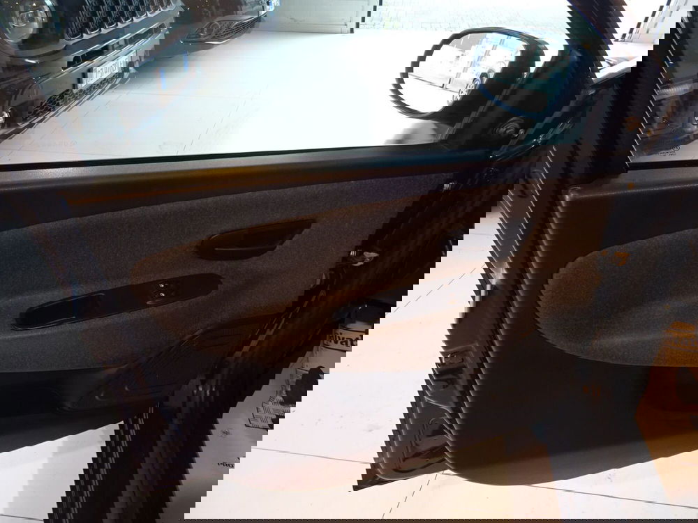 Lancia Ypsilon usata a Lucca (8)