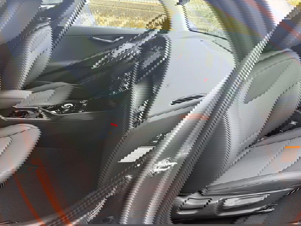 Kia Niro nuova a Arezzo (17)