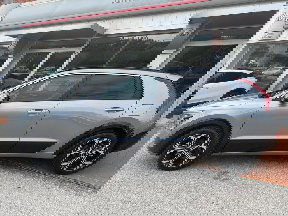 Kia Niro nuova a Arezzo (8)