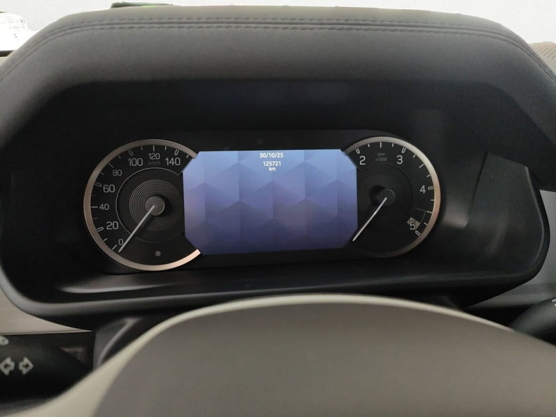 Land Rover Defender usata a Perugia (10)