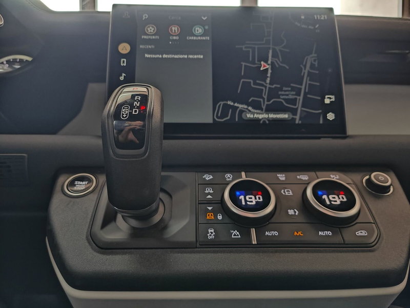 Land Rover Defender usata a Perugia (11)