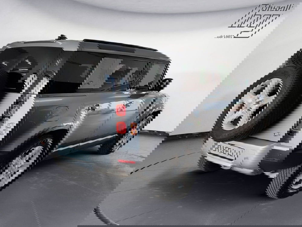 Land Rover Defender usata a Perugia (2)