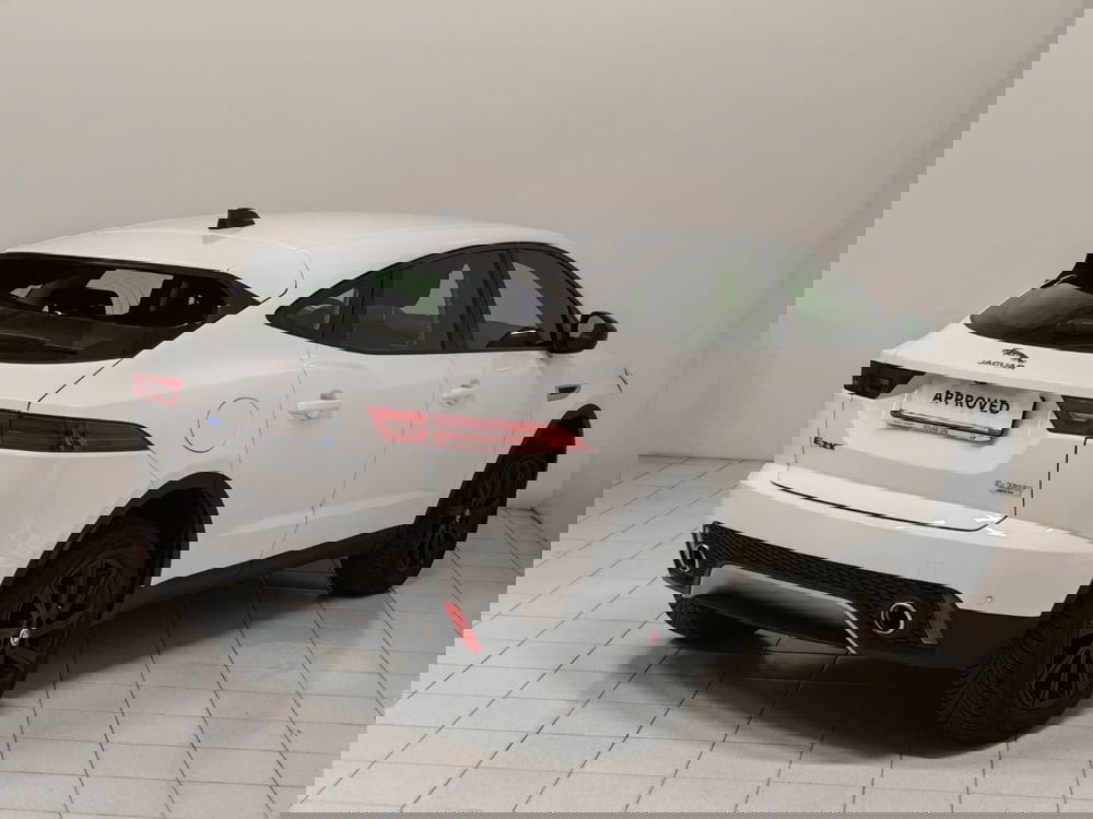 Jaguar E-Pace usata a Novara (2)