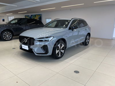 Volvo XC60 T6 Recharge AWD Plug-in Hybrid aut. Plus Dark del 2025 usata a Forli&#039;