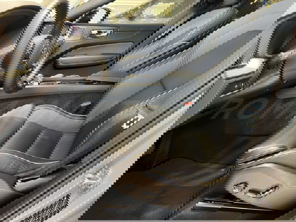 Volvo XC60 usata a Forlì-Cesena (12)