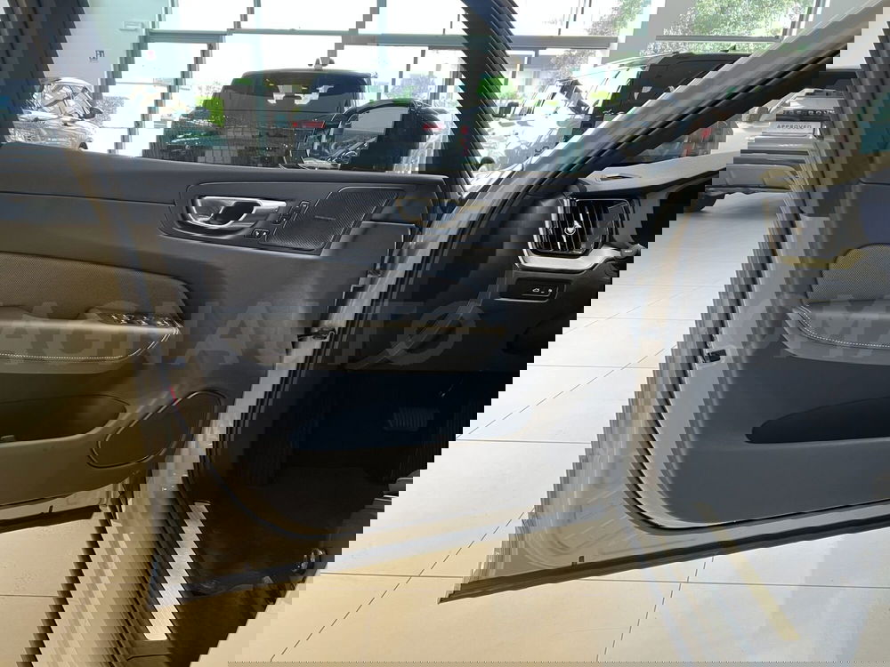 Volvo XC60 usata a Forlì-Cesena (9)
