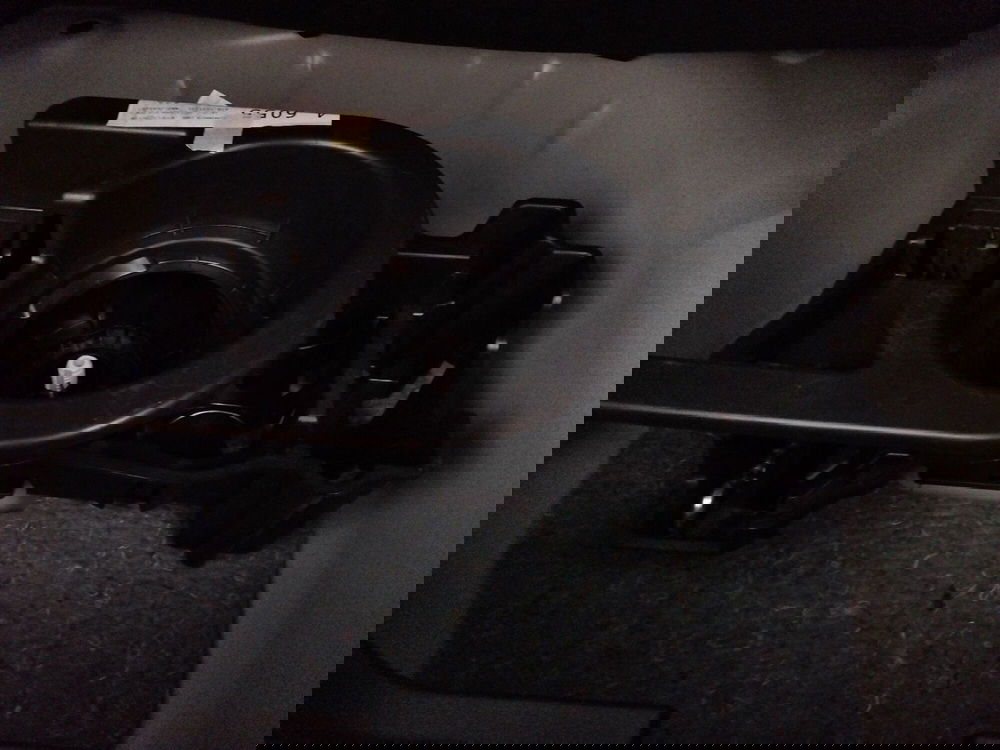 Jeep Avenger nuova a Roma (11)