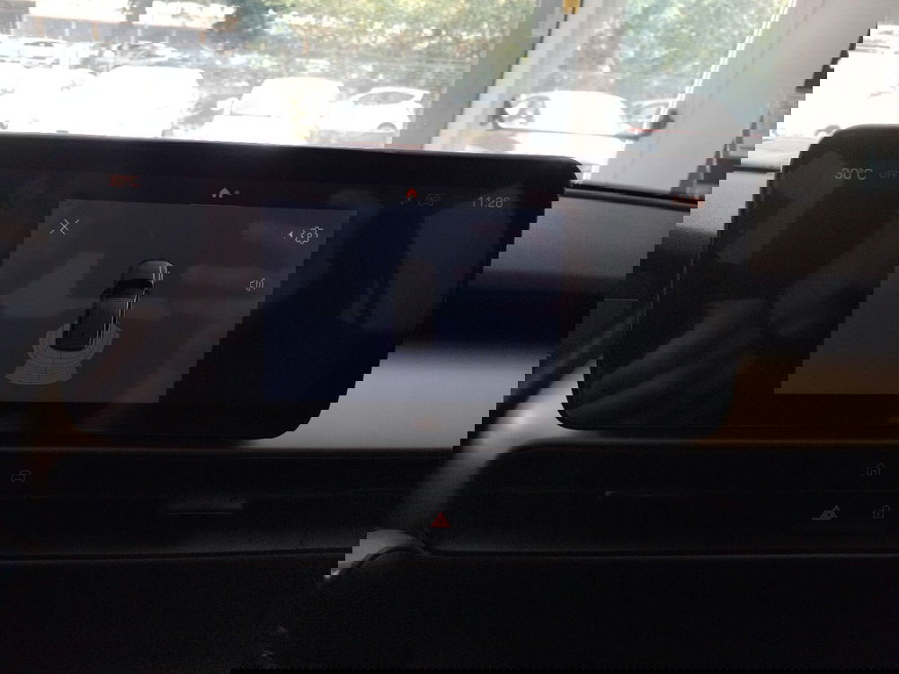 Jeep Avenger nuova a Roma (16)