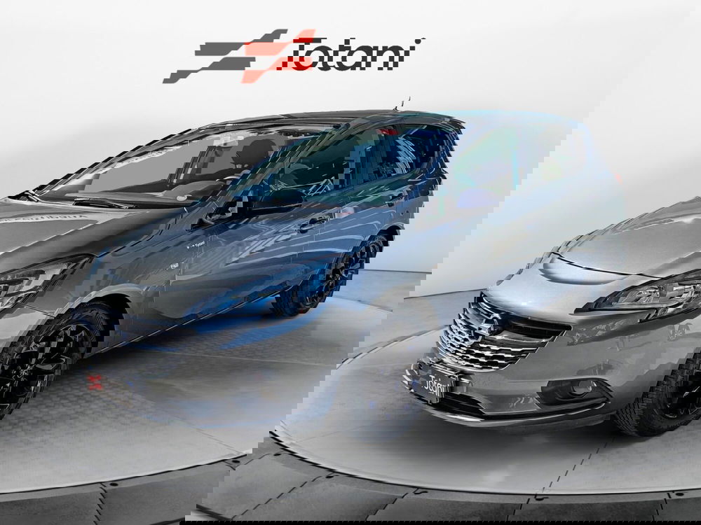 Opel Corsa usata a L'Aquila