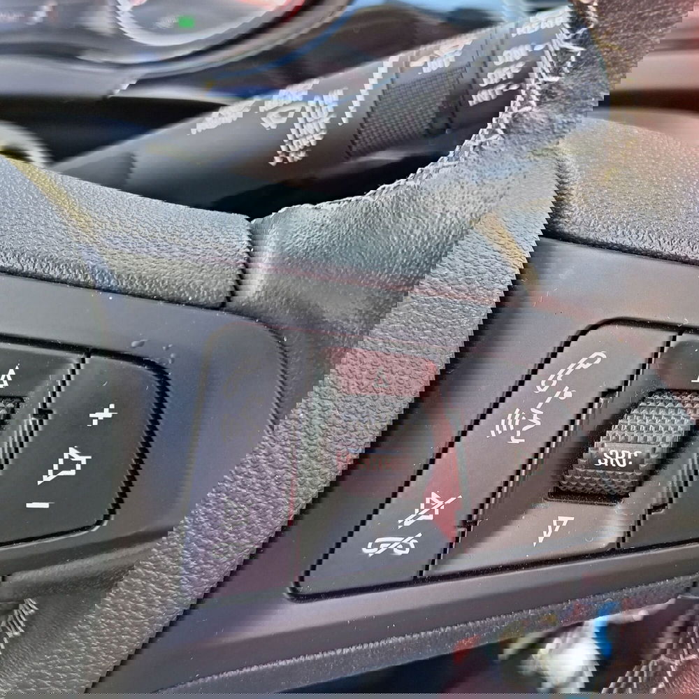 Opel Corsa usata a L'Aquila (10)