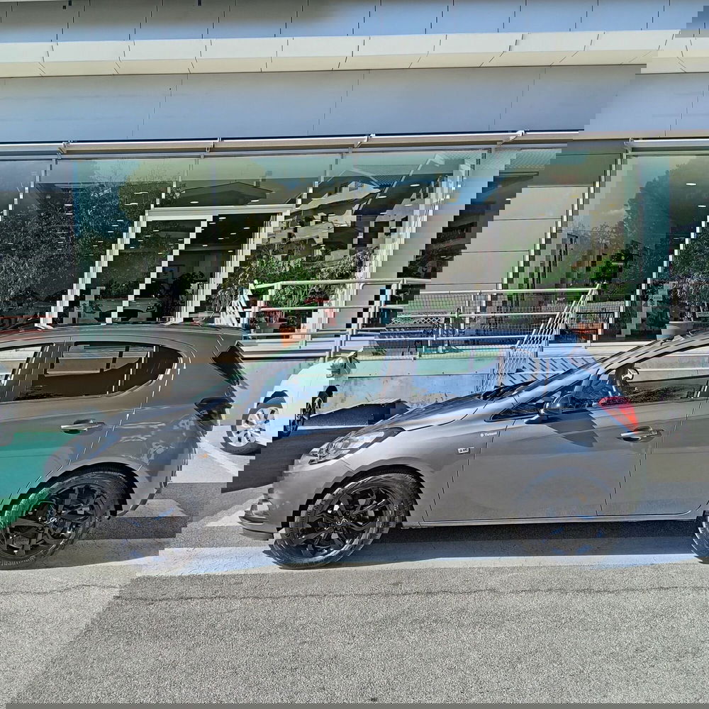 Opel Corsa usata a L'Aquila (2)