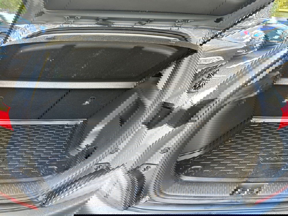 Hyundai Kona usata a Roma (10)