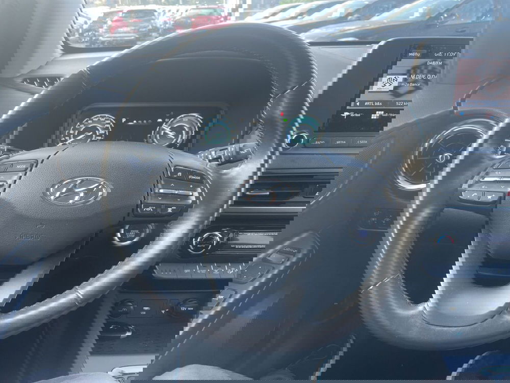 Hyundai Kona usata a Roma (16)