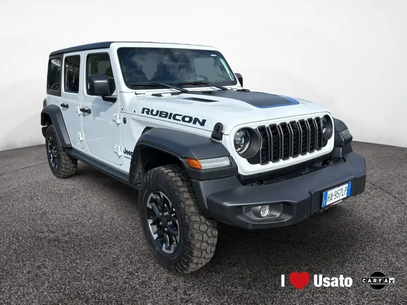 Jeep Wrangler Unlimited nuova a Roma (2)