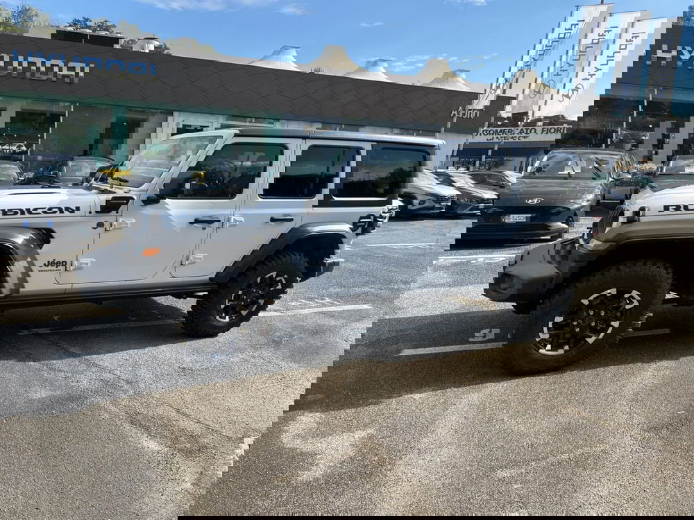 Jeep Wrangler Unlimited nuova a Roma (8)