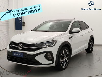 Volkswagen Taigo 1.0 TSI 110 CV DSG R-Line del 2023 usata a Busto Arsizio