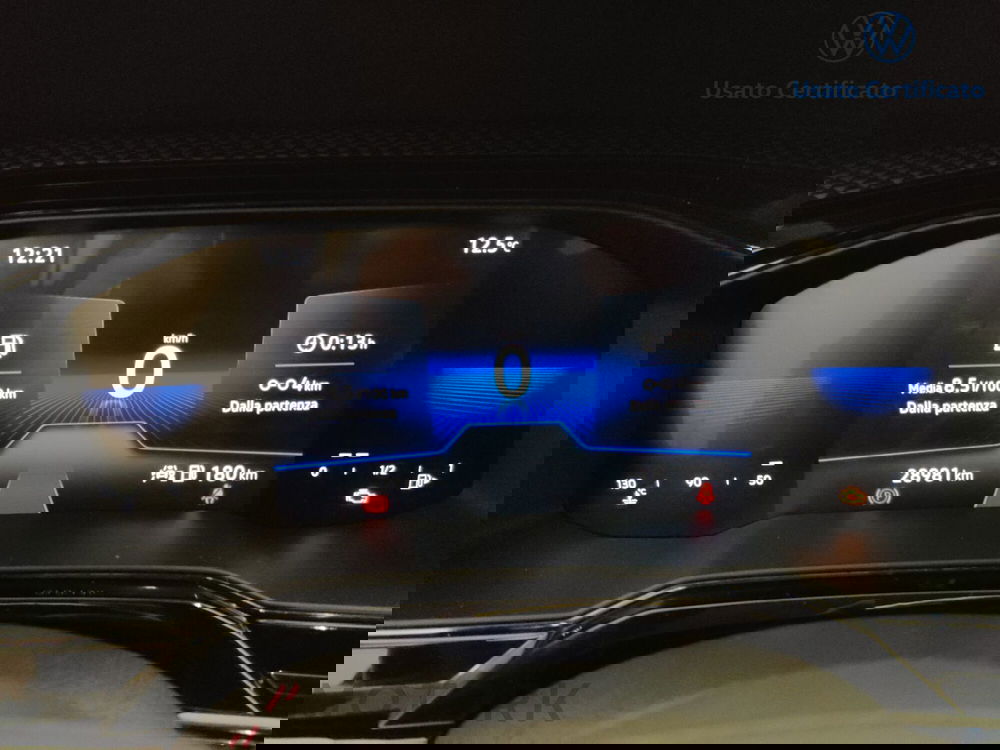 Volkswagen T-Cross usata a Varese (17)