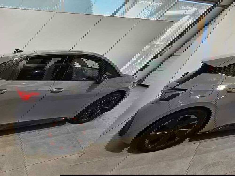 Cupra Born usata a Lecco (4)