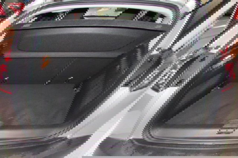 Opel Crossland X usata a Milano (16)