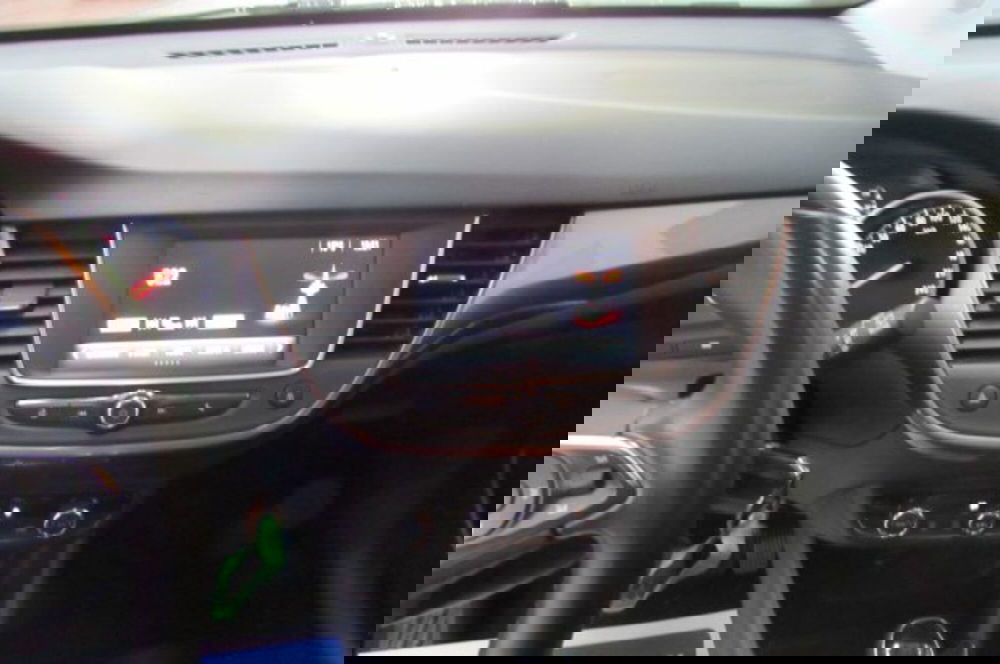 Opel Crossland X usata a Milano (8)