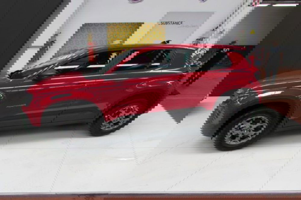 Jeep Avenger nuova a Milano (4)