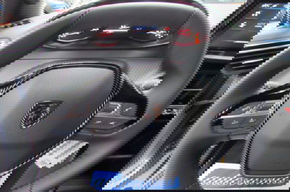 Peugeot 2008 nuova a Milano (11)