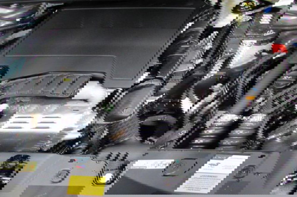 Peugeot 2008 nuova a Milano (18)