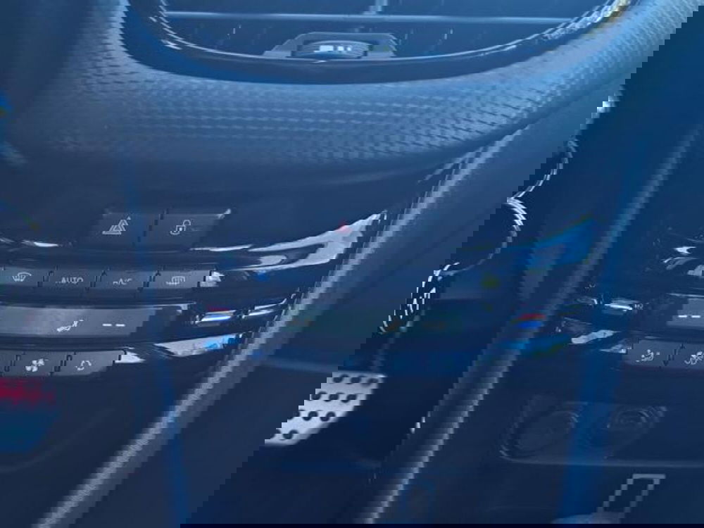 Peugeot 2008 usata a Salerno (18)