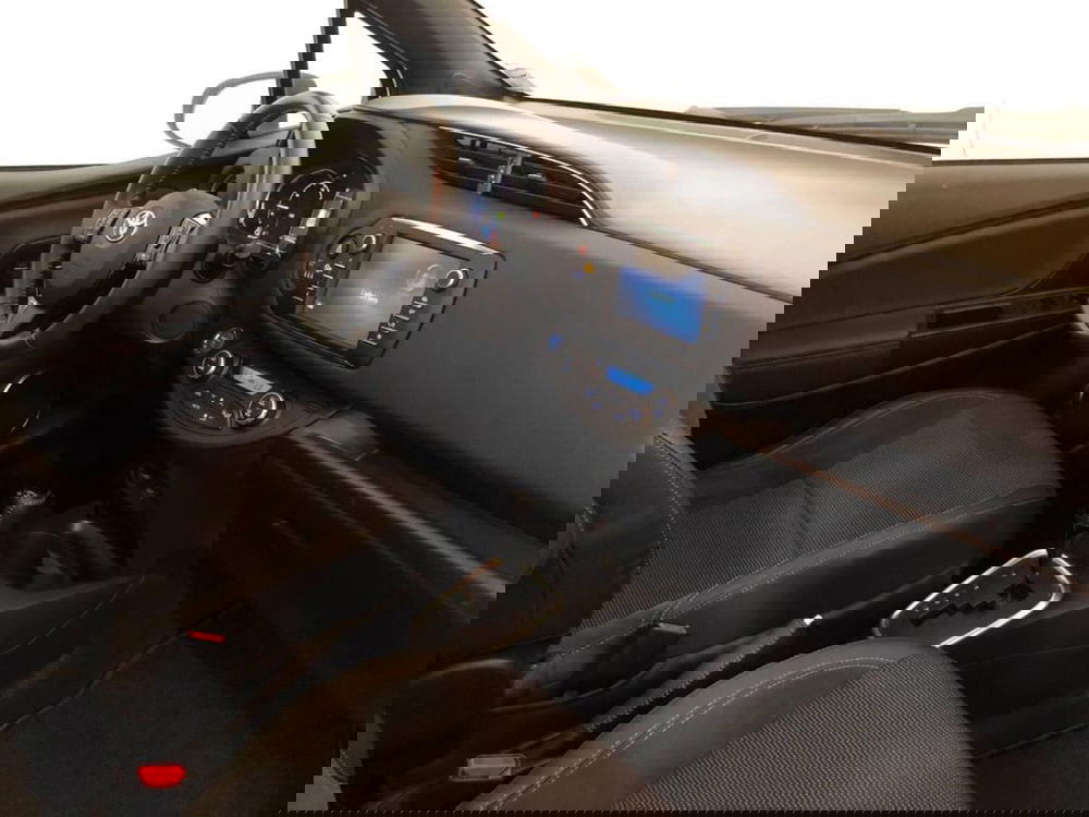 Toyota Yaris usata a Torino (11)