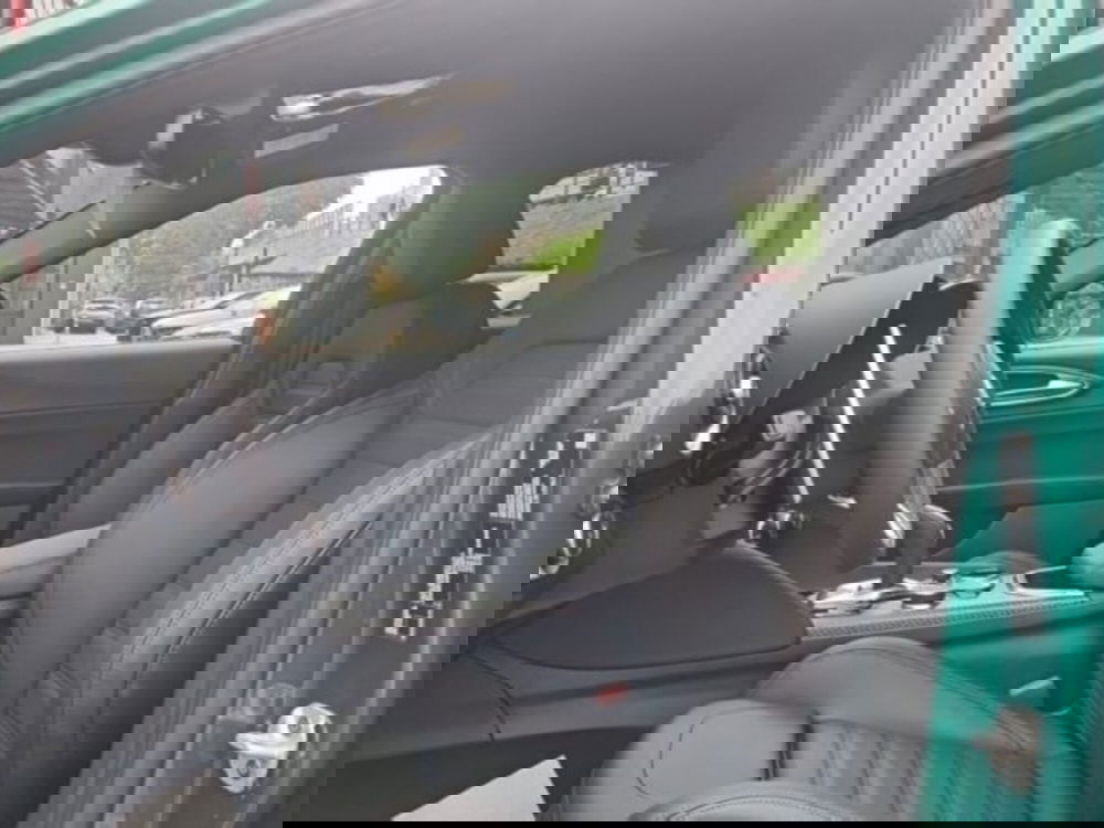 Alfa Romeo Giulia nuova a Monza e Brianza (11)