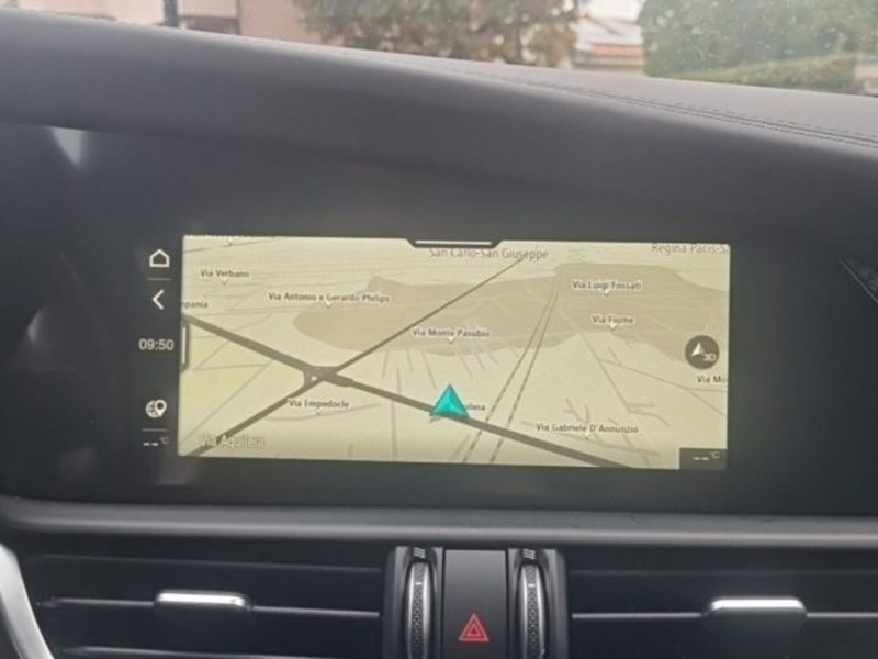 Alfa Romeo Giulia nuova a Monza e Brianza (16)