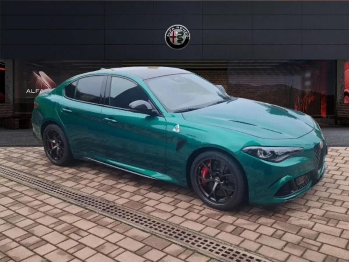 Alfa Romeo Giulia nuova a Monza e Brianza (3)