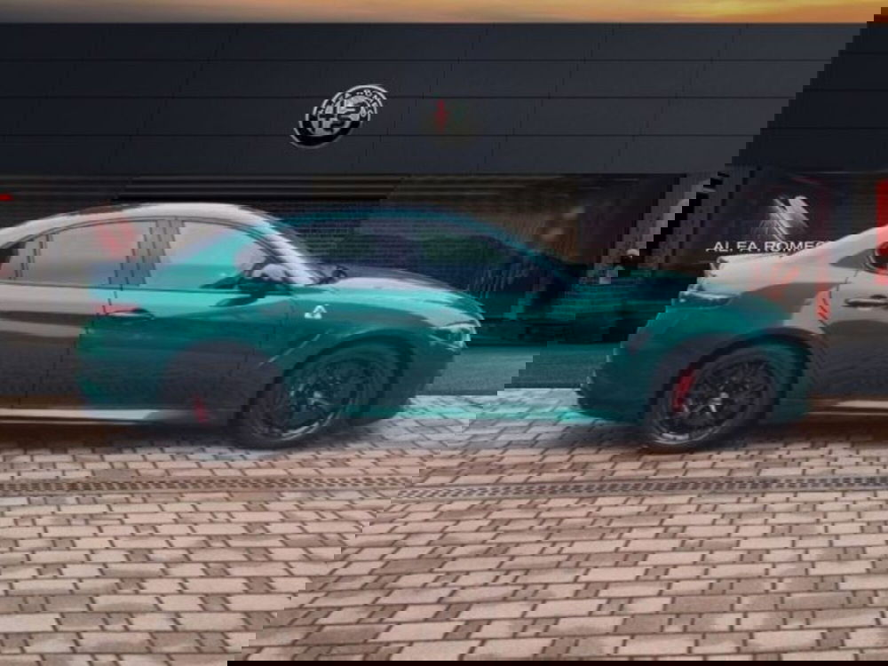 Alfa Romeo Giulia nuova a Monza e Brianza (4)