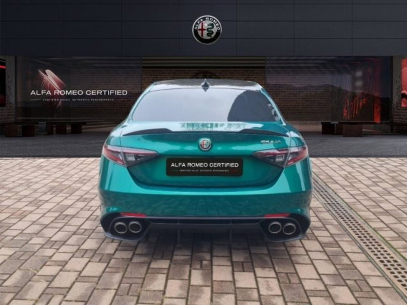Alfa Romeo Giulia nuova a Monza e Brianza (5)
